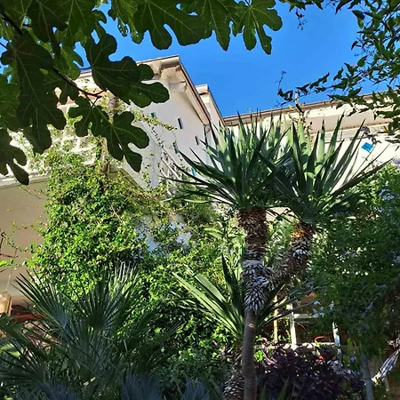 Libera Apartments * Stara Baska